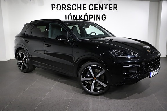 Porsche Cayenne 6 of 21