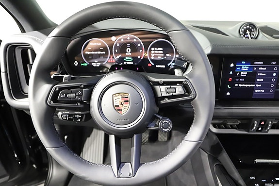 Porsche Cayenne 12 of 21