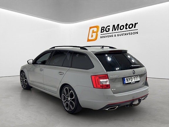 Skoda Octavia 6 of 23