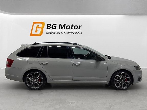 Skoda Octavia 3 of 23