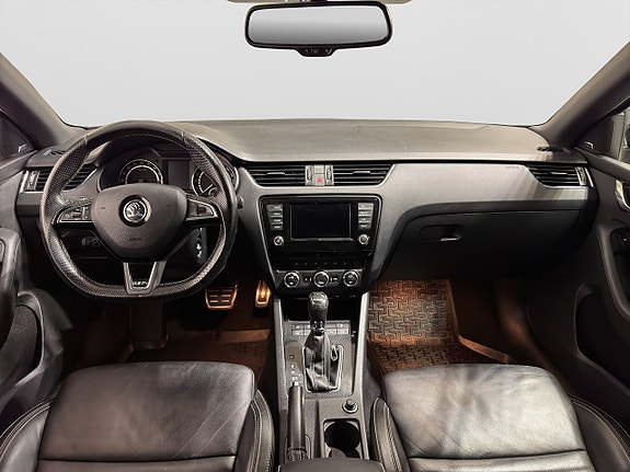 Skoda Octavia 14 of 23