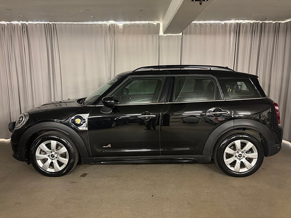 MINI Countryman Cooper SE 3 of 19