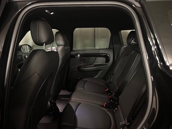 MINI Countryman Cooper SE 7 of 19