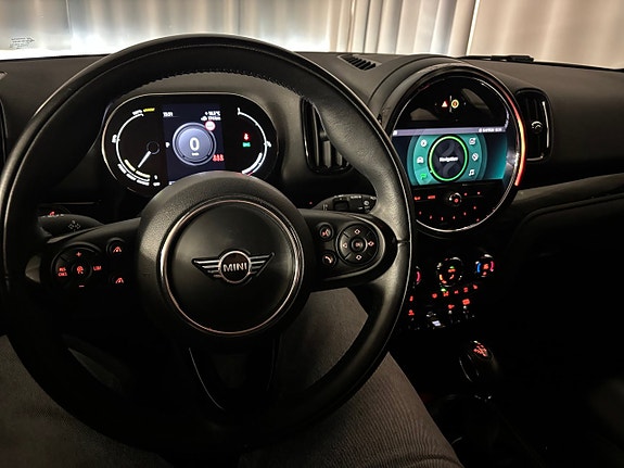 MINI Countryman Cooper SE 12 of 19