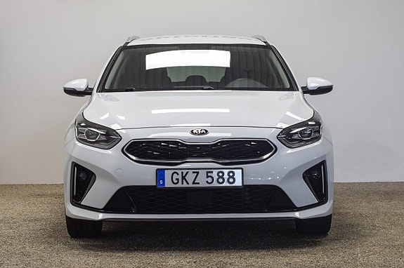 Kia Ceed 4 of 25