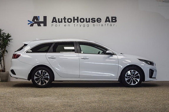 Kia Ceed 3 of 25