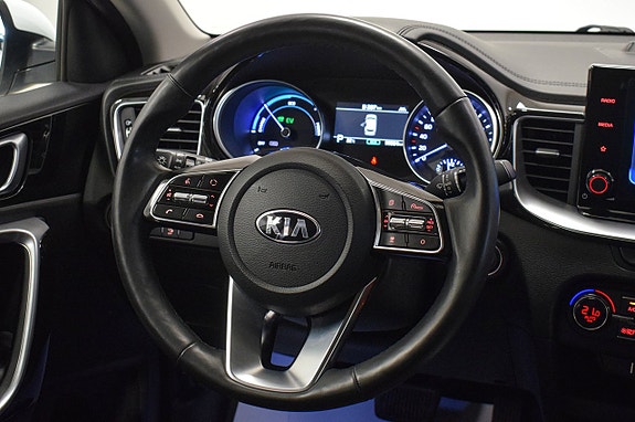 Kia Ceed 10 of 25
