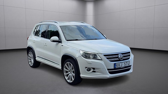Volkswagen Tiguan 2 of 12