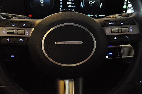 Hyundai Kona 7 of 18