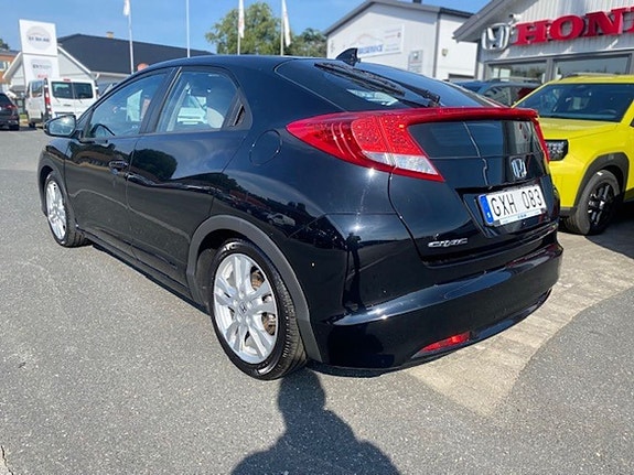 Honda Civic 4 of 7