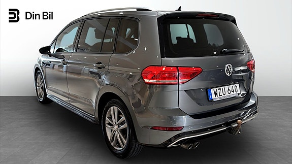 Volkswagen Touran 3 of 12