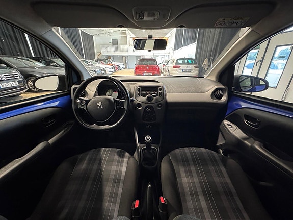 Peugeot 108 8 of 16
