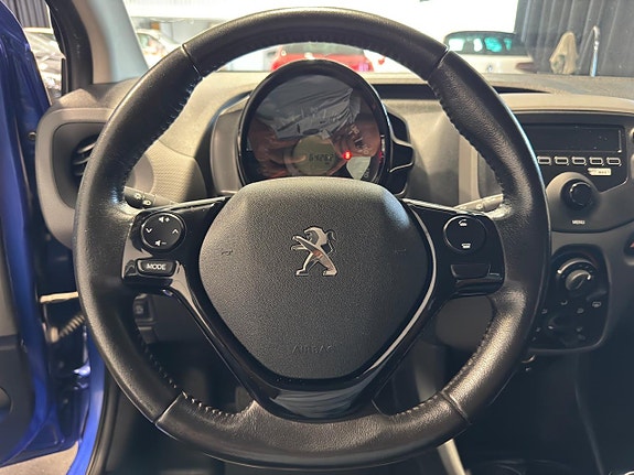 Peugeot 108 10 of 16