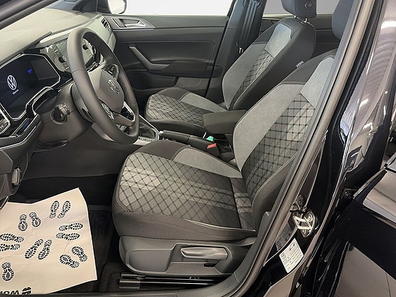 Volkswagen Taigo 10 of 12