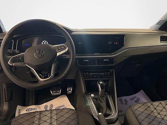 Volkswagen Taigo 11 of 12