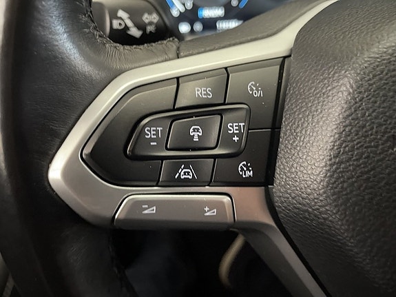 Volkswagen Amarok 15 of 20