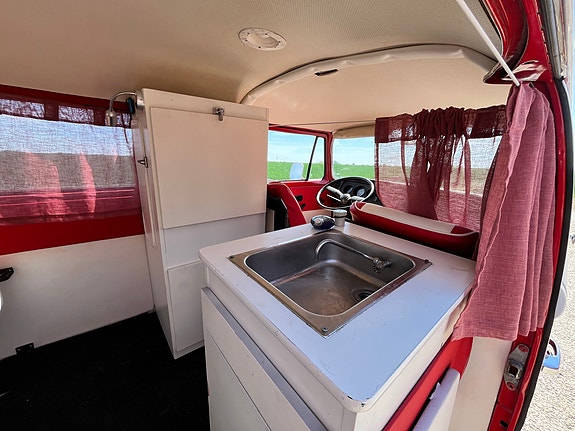 Volkswagen Transporter 5 of 6