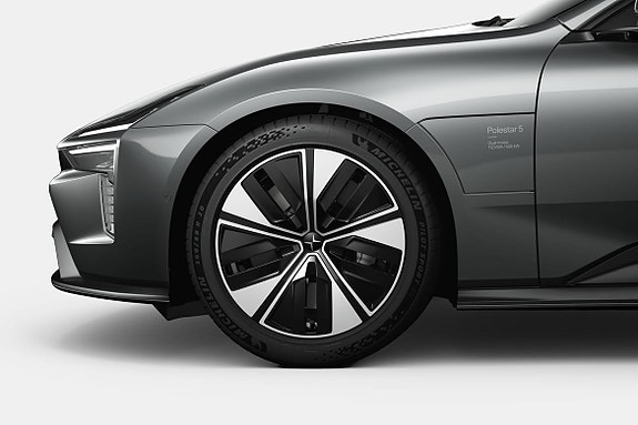Polestar 5 6 of 19