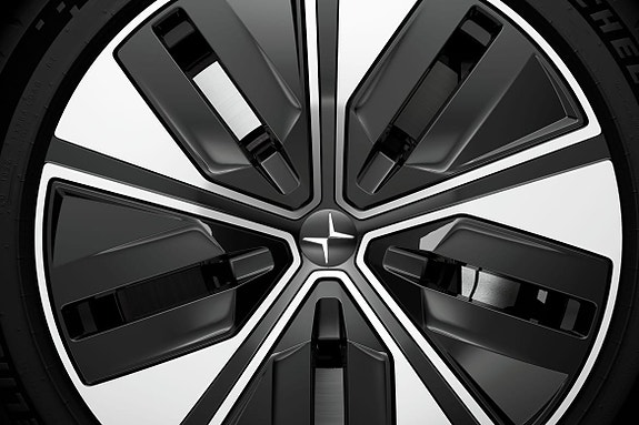 Polestar 5 7 of 19