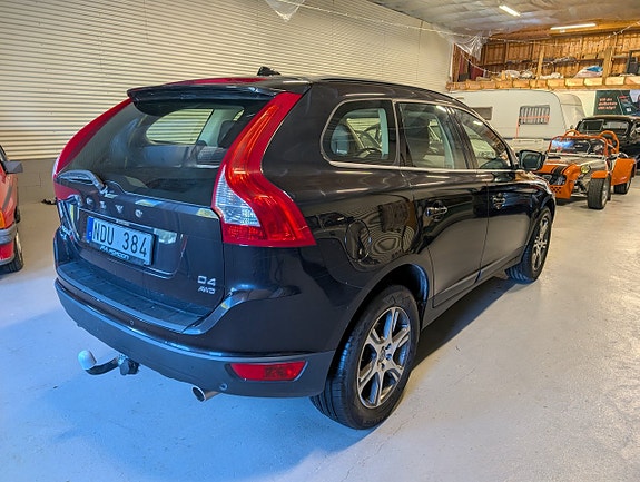 Volvo XC60 4 of 10