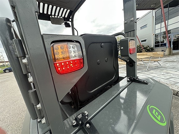 ECO Loader 650E 11 of 16