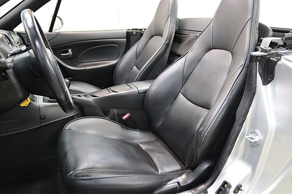 Mazda MX-5 11 of 29