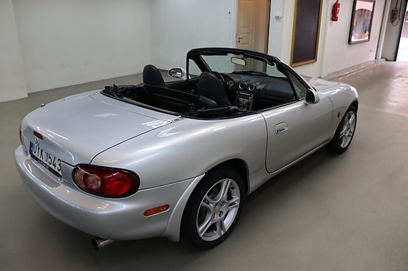 Mazda MX-5 17 of 29
