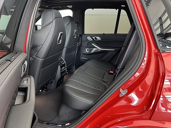 BMW X5 13 of 18