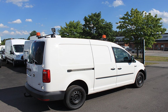 Volkswagen Caddy Maxi 4 of 9