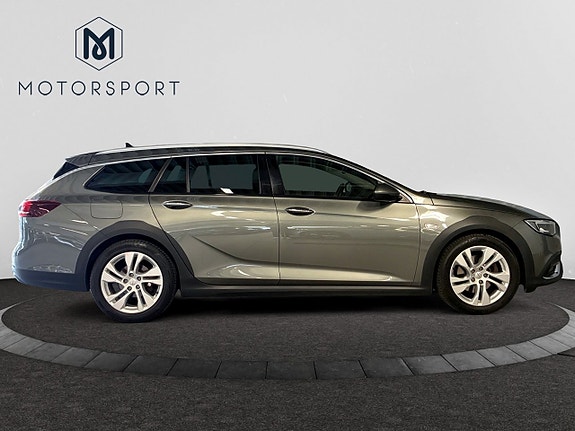 Opel Insignia Country Tourer 7 of 19