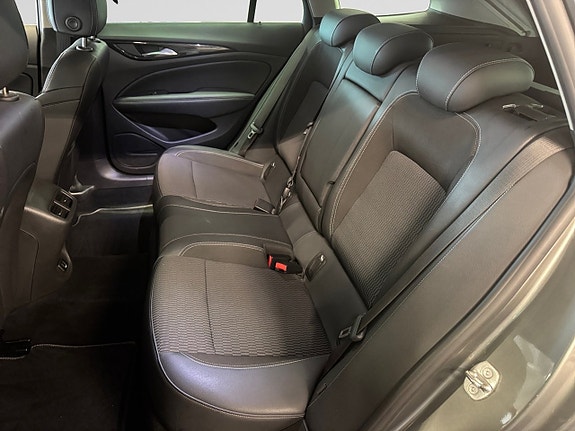 Opel Insignia Country Tourer 19 of 19