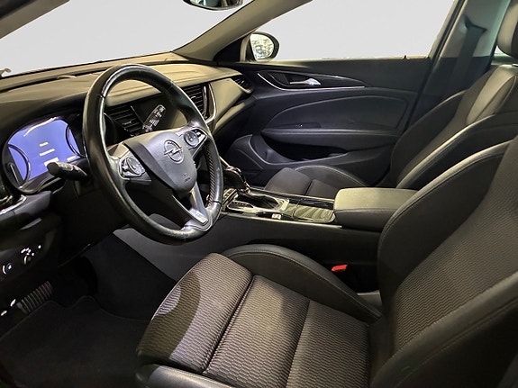 Opel Insignia Country Tourer 9 of 19
