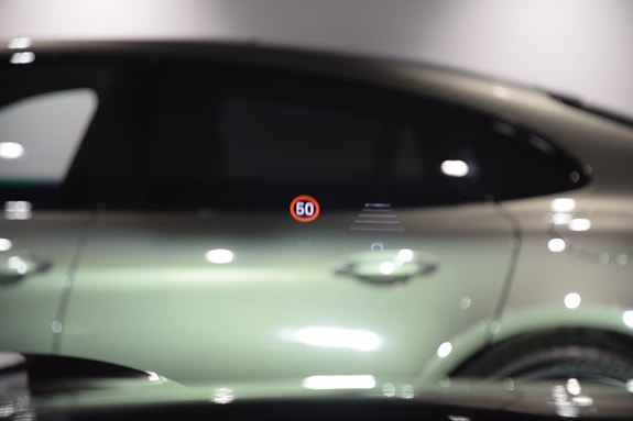 Porsche Cayenne 18 of 19
