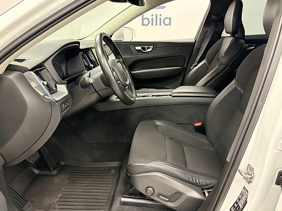 Volvo XC60 6 of 24