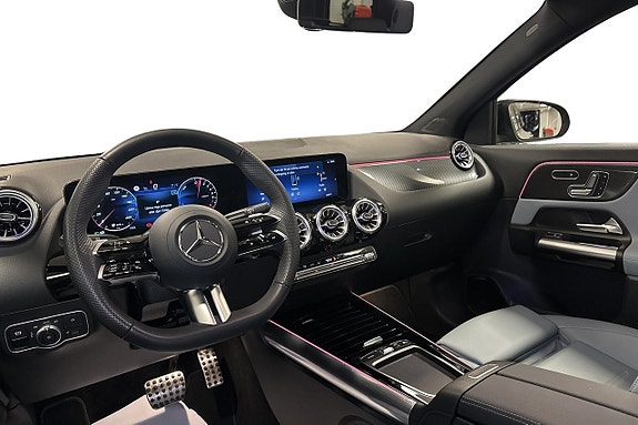 Mercedes-Benz GLA250 e 9 of 23