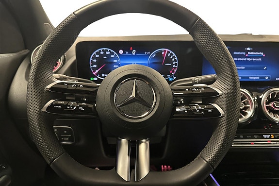 Mercedes-Benz GLA250 e 23 of 23