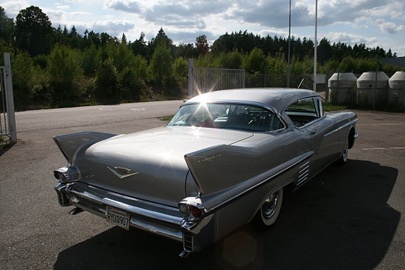 Cadillac Series 62 2 of 26