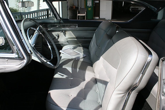 Cadillac Series 62 21 of 26