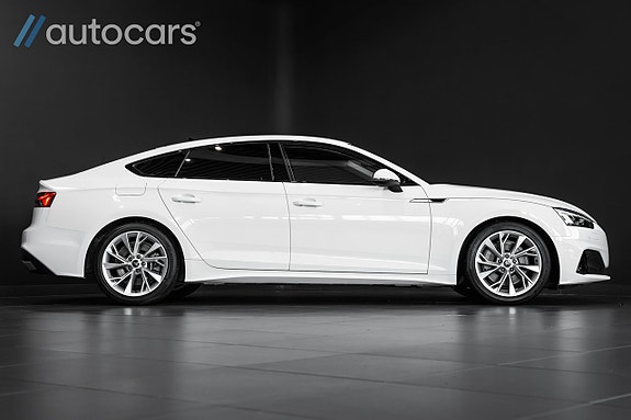 Audi A5 2 of 30