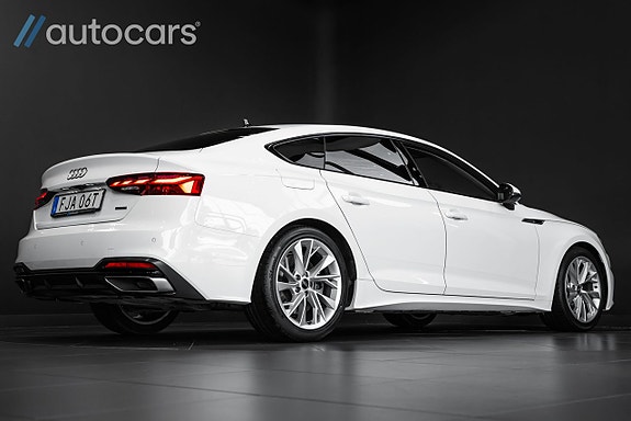 Audi A5 3 of 30