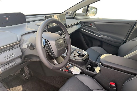 Toyota bZ4X Touring 10 of 14