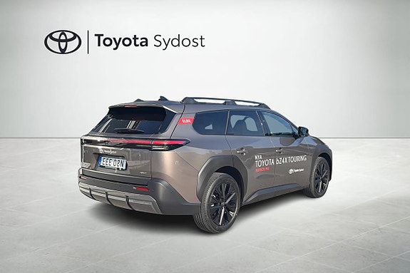 Toyota bZ4X Touring 12 of 14