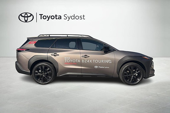 Toyota bZ4X Touring 11 of 14