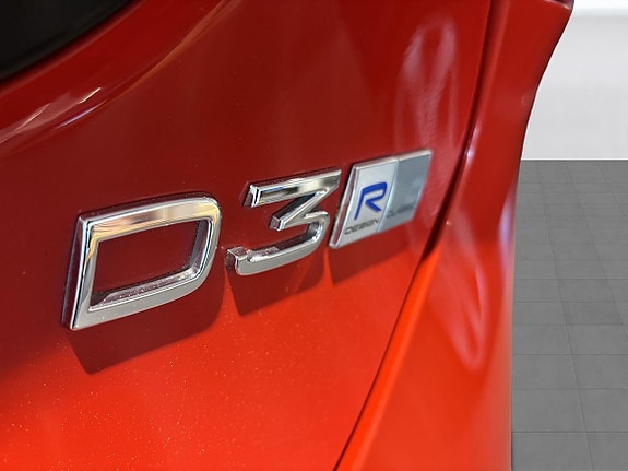 Volvo V40 10 of 14