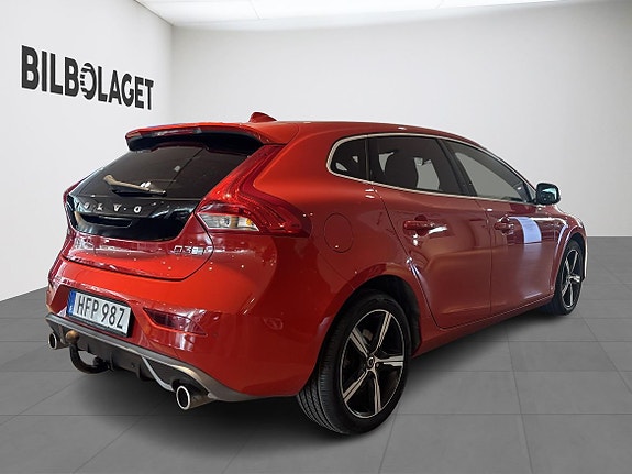 Volvo V40 4 of 14