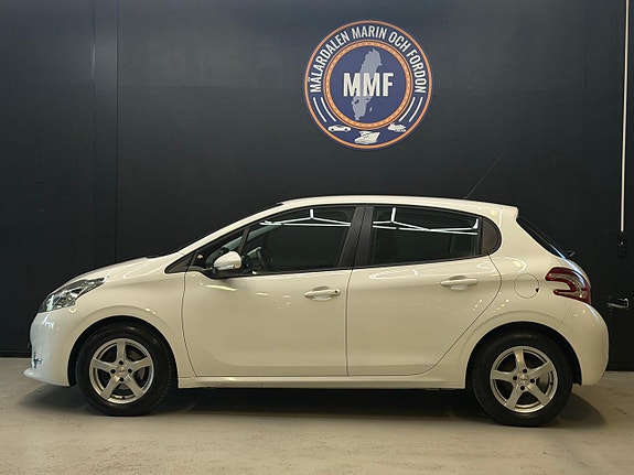 Peugeot 208 5 of 23
