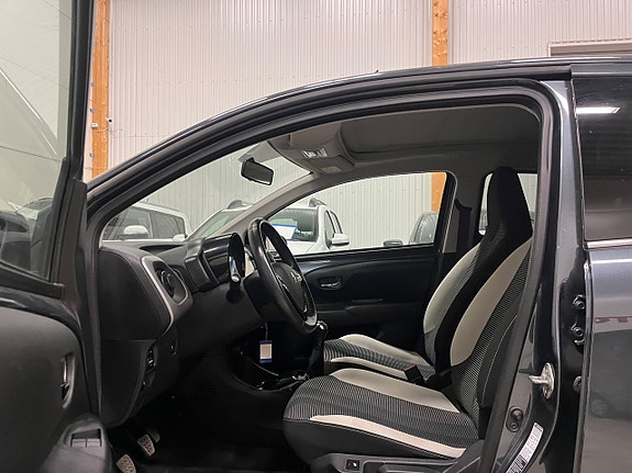 Peugeot 108 14 of 17