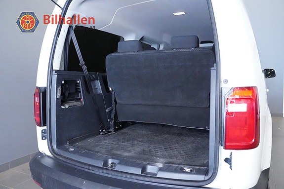Volkswagen Caddy Maxi 13 of 19