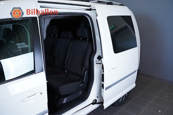 Volkswagen Caddy Maxi 10 of 19