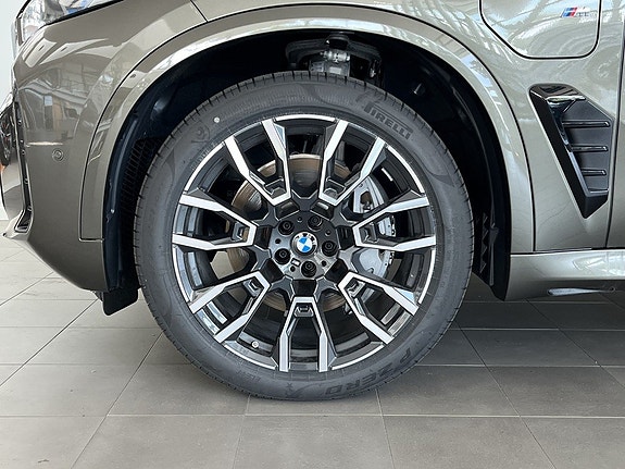 BMW X5 4 of 17
